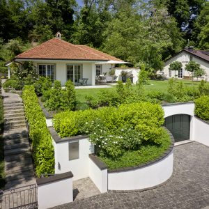 Tiefgarageneinfahrt